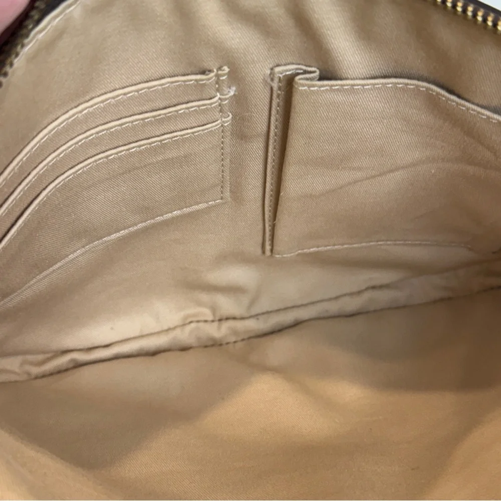 ✨ Banana Republic Chestnut Leather Half Moon Crossbody – Preloved Luxe Classic - Picture 16 of 16